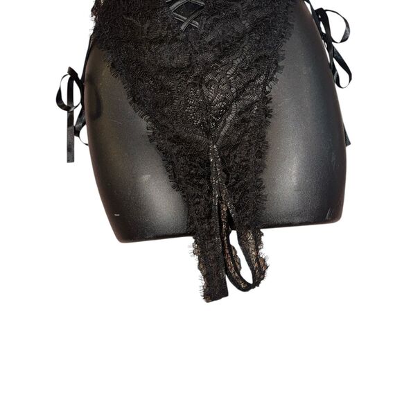 Beautiful Victoria secret bodysuit lace up corset front floral bows mesh Lacey s - Picture 8 of 11